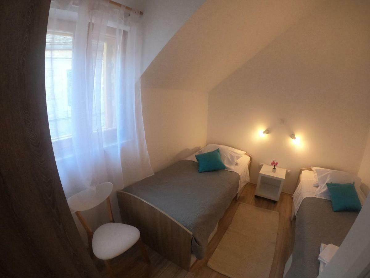 Apartment Vesna Primošten Esterno foto