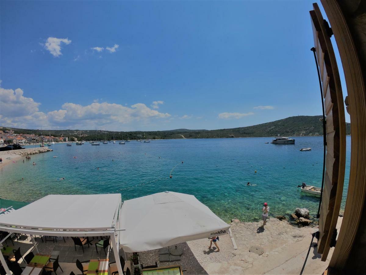 Apartment Vesna Primošten Esterno foto